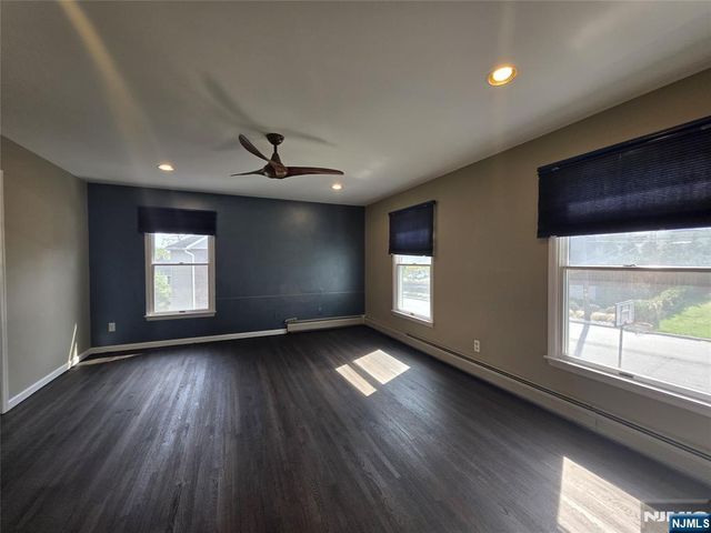 194 8th Street, Cresskill, NJ 07626