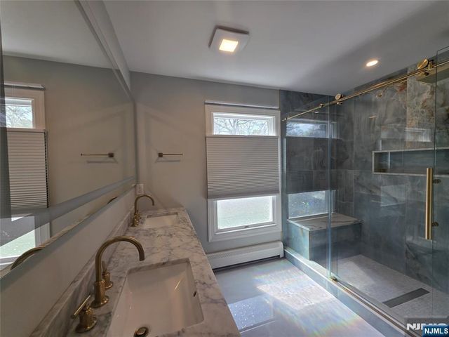 194 8th Street, Cresskill, NJ 07626