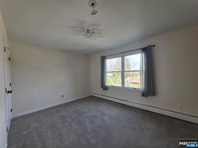 194 8th Street, Cresskill, NJ 07626