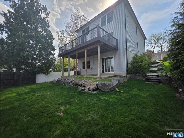 194 8th Street, Cresskill, NJ 07626