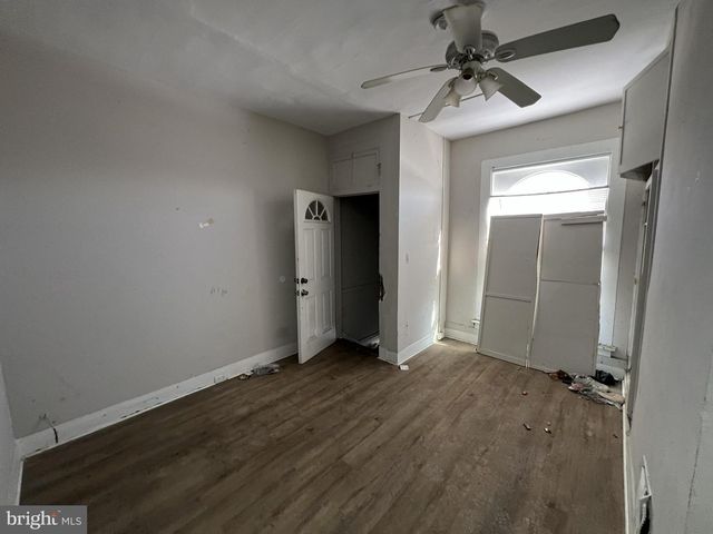 300 S CATHERINE ST, Baltimore, MD 21223