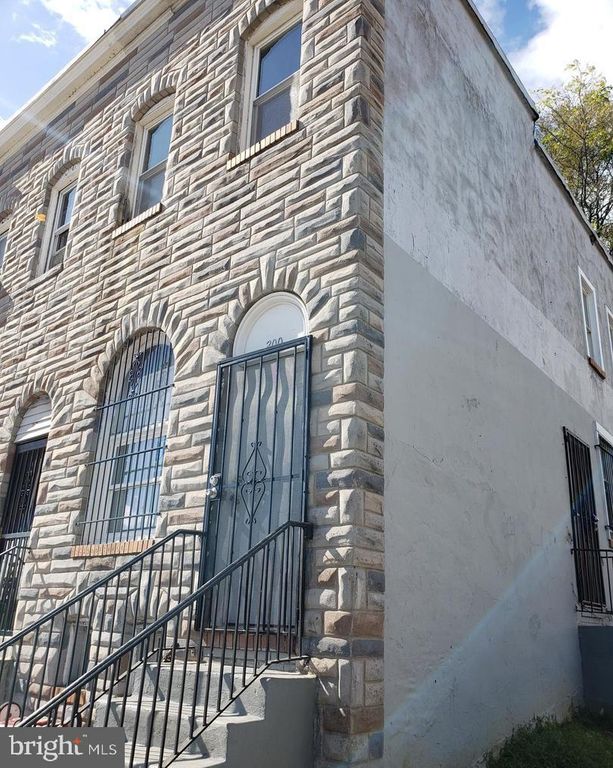 300 S CATHERINE ST, Baltimore, MD 21223