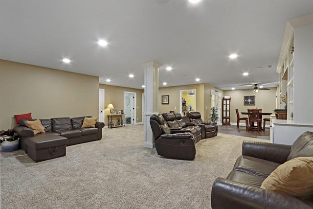 2117 Stonegate ROAD, Burlington, WI 53105