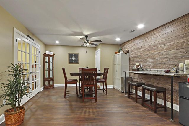 2117 Stonegate ROAD, Burlington, WI 53105