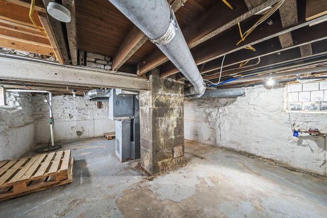 363 E Morrill Avenue, Columbus, OH 43207