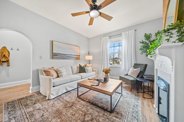 363 E Morrill Avenue, Columbus, OH 43207