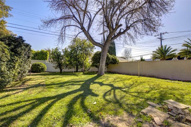 1406 Irving Avenue, Glendale, CA 91201