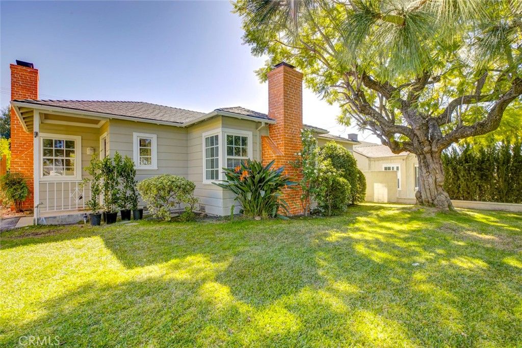 1406 Irving Avenue, Glendale, CA 91201