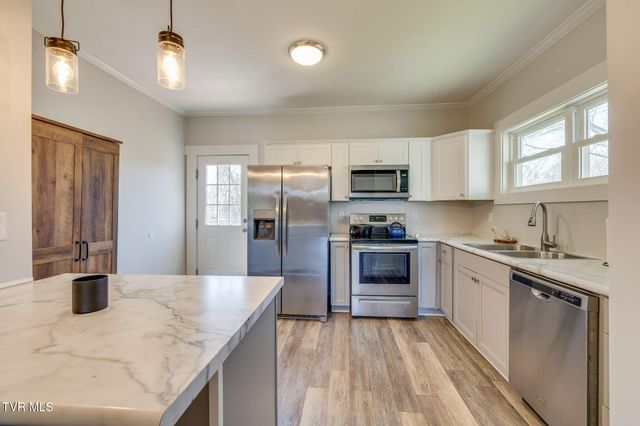 258 Forest View Drive, Jonesborough, TN 37659
