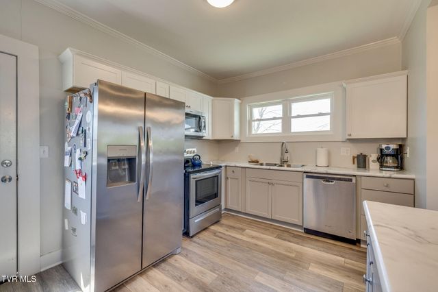258 Forest View Drive, Jonesborough, TN 37659