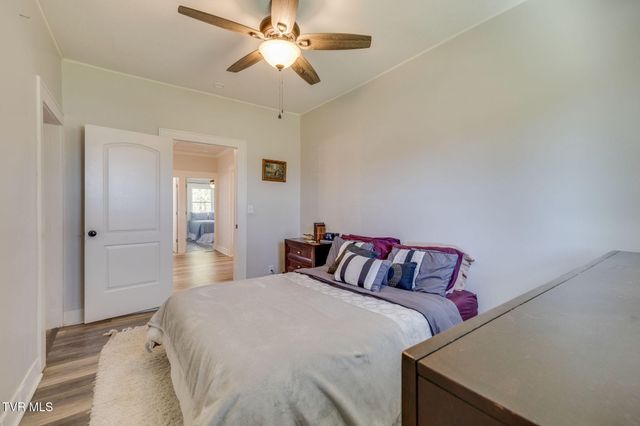 258 Forest View Drive, Jonesborough, TN 37659