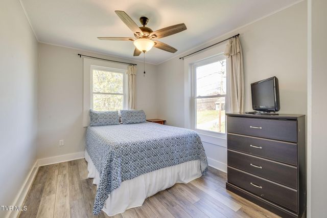 258 Forest View Drive, Jonesborough, TN 37659