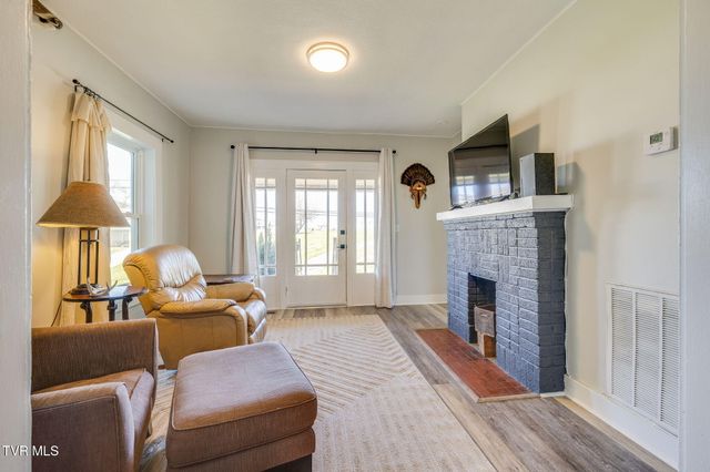 258 Forest View Drive, Jonesborough, TN 37659