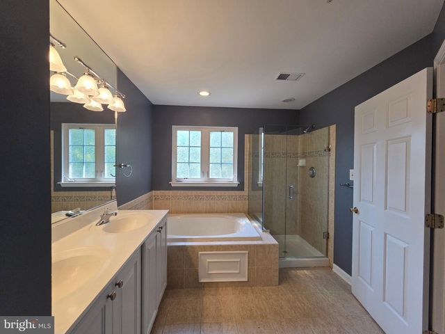 10410 DAMASCUS PARK LN, Damascus, MD 20872