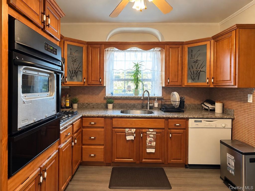 17514 138th Avenue, Springfield Gardens, NY 11434 — photo 5