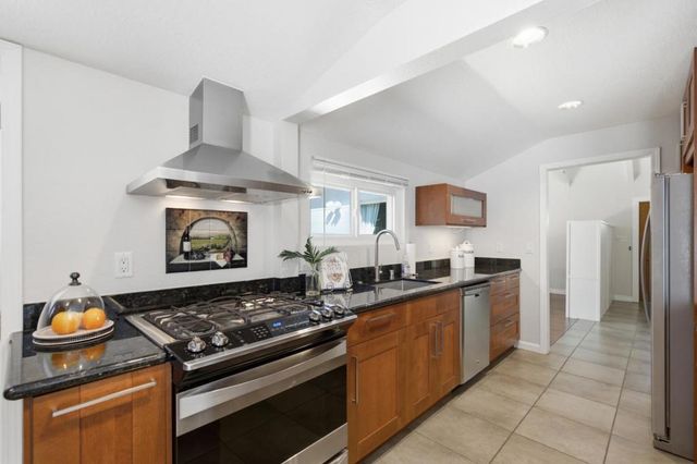 2124 Forest Avenue, Belmont, CA 94002