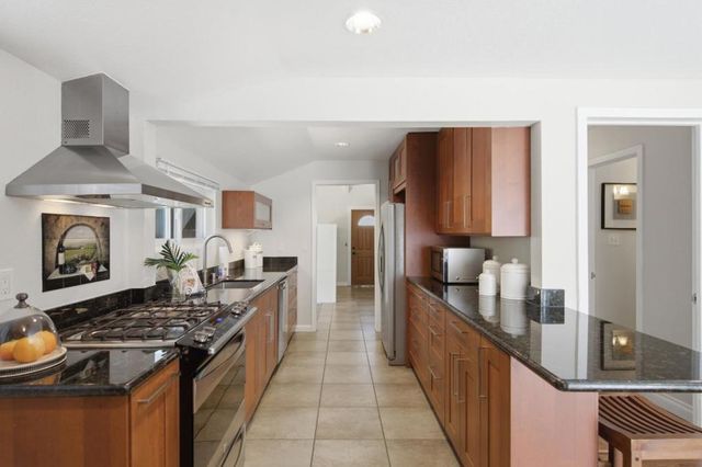 2124 Forest Avenue, Belmont, CA 94002