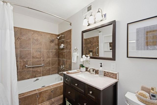 2124 Forest Avenue, Belmont, CA 94002