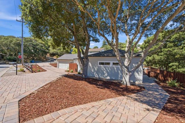 2124 Forest Avenue, Belmont, CA 94002