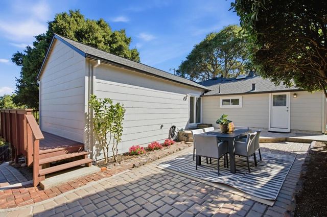 2124 Forest Avenue, Belmont, CA 94002