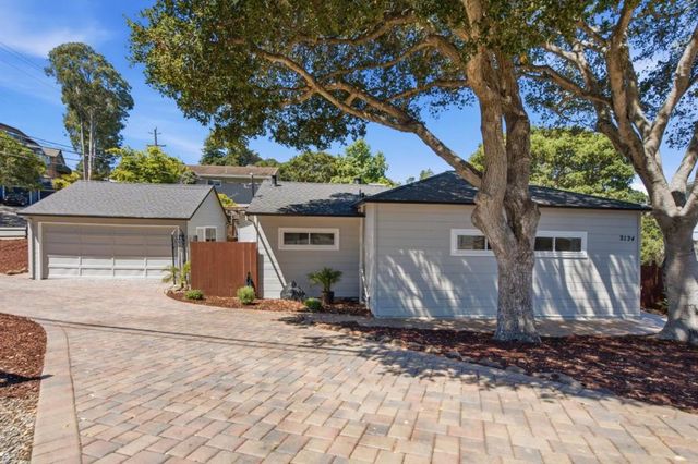 2124 Forest Avenue, Belmont, CA 94002