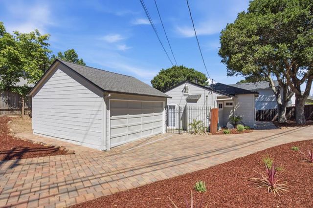 2124 Forest Avenue, Belmont, CA 94002