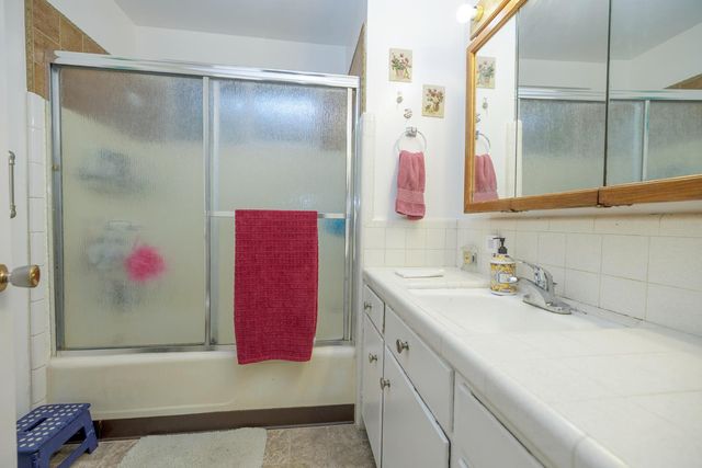 1509 Sandalwood Dr, Modesto, CA 95350