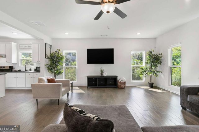 973 Mayson Turner Road NW, Atlanta, GA 30314