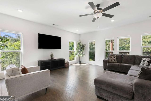 973 Mayson Turner Road NW, Atlanta, GA 30314