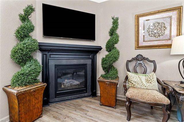 5301 Chalet PL, Virginia Beach, VA 23462