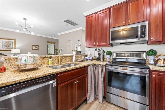 5301 Chalet PL, Virginia Beach, VA 23462