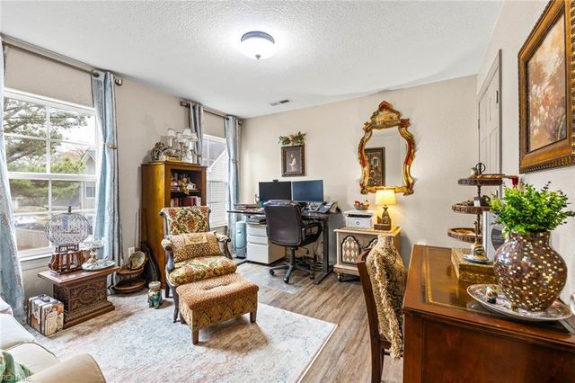 5301 Chalet PL, Virginia Beach, VA 23462