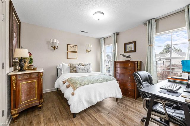 5301 Chalet PL, Virginia Beach, VA 23462