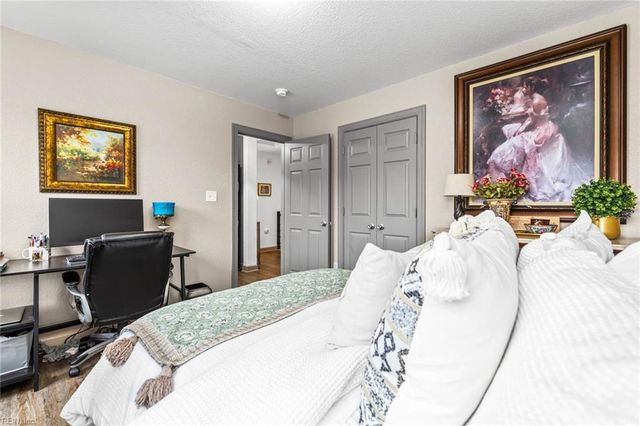 5301 Chalet PL, Virginia Beach, VA 23462