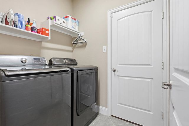 4720 Lazy Oaks Street, Fort Worth, TX 76244