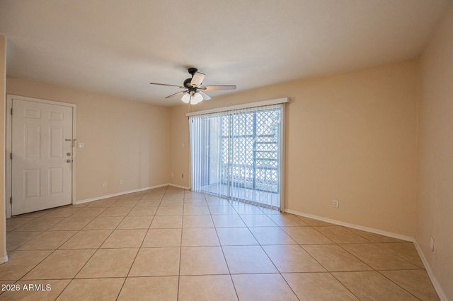 2121 W ROYAL PALM Road 1016, Phoenix, AZ 85021