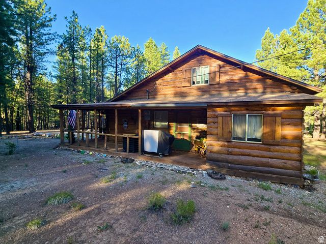 260 E JENSEN TRL, Hatch, UT 84735