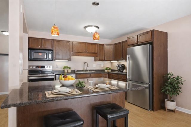 53 Twin Oaks Terrace, South Burlington, VT 05403