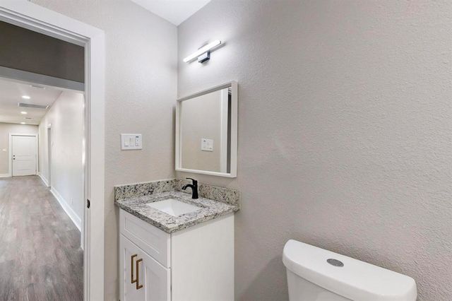 1500 W Collin Street, Corsicana, TX 75110