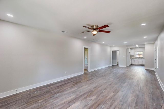 1500 W Collin Street, Corsicana, TX 75110