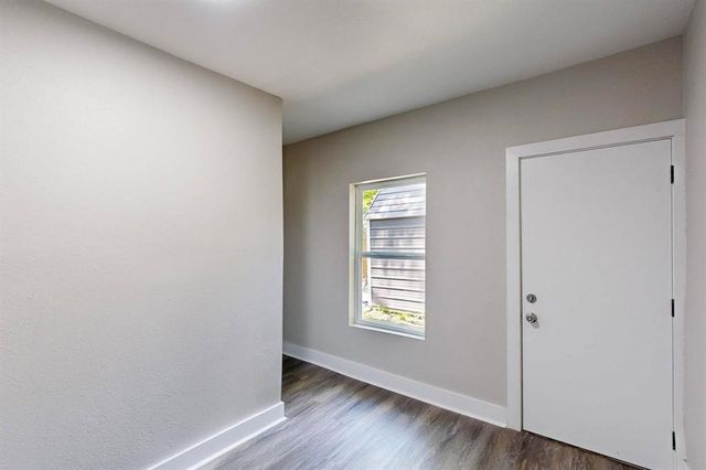 1500 W Collin Street, Corsicana, TX 75110