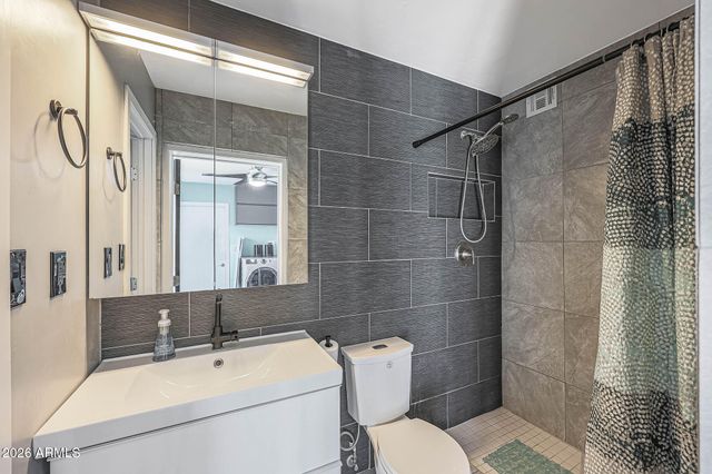 2201 E MARILYN Road, Phoenix, AZ 85022