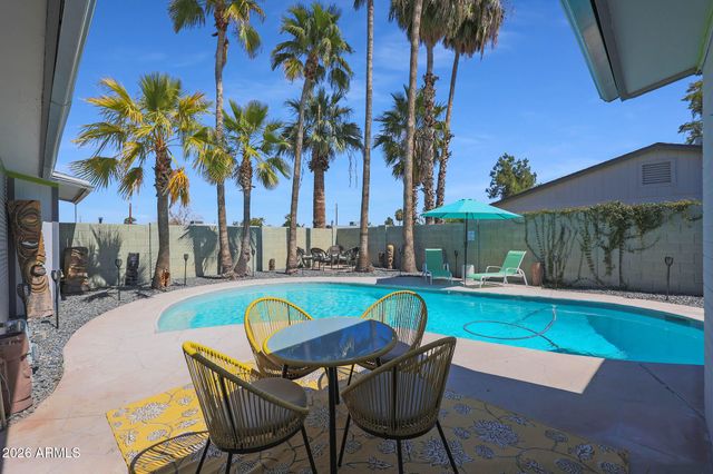 2201 E MARILYN Road, Phoenix, AZ 85022