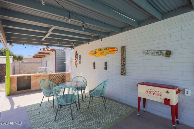 2201 E MARILYN Road, Phoenix, AZ 85022