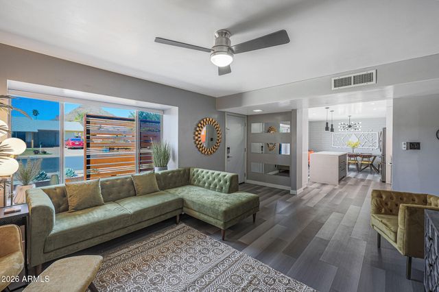 2201 E MARILYN Road, Phoenix, AZ 85022