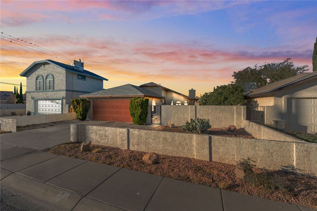 1707 Motor Avenue, Kingman, AZ 86401