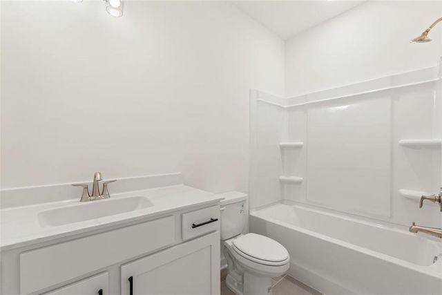 8350 Creekside Overlook Drive, Gainesville, GA 30506