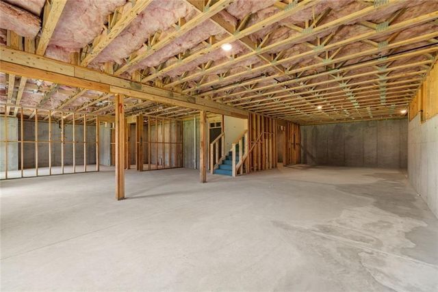 8350 Creekside Overlook Drive, Gainesville, GA 30506