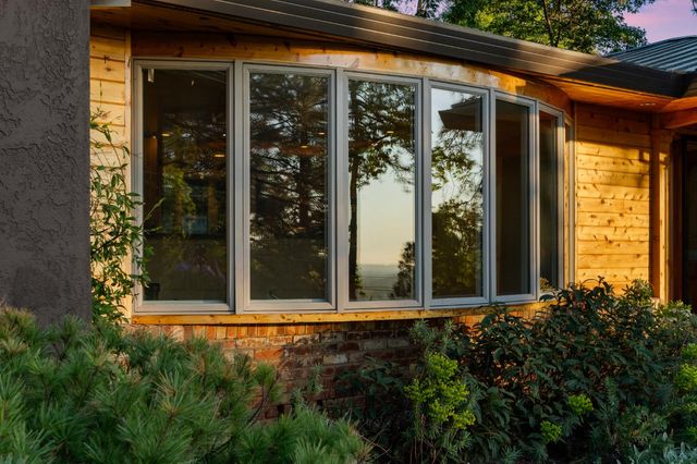 1810 Country Club Dr, Placerville, CA 95667