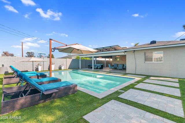 1630 W INDIANOLA Avenue, Phoenix, AZ 85015